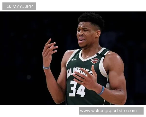 老里回应字母哥与尼克斯交易传闻强调媒体炒作成分很大 老里回应字母哥与尼克斯交易传闻强调媒体炒作成分很大