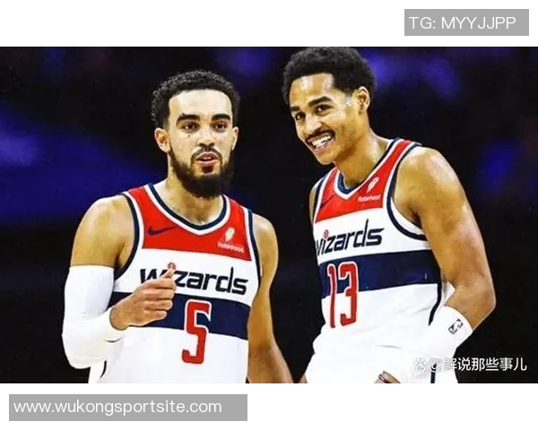 埃奇库姆盛赞马克西出色表现称其为真正的球队领袖与合作伙伴