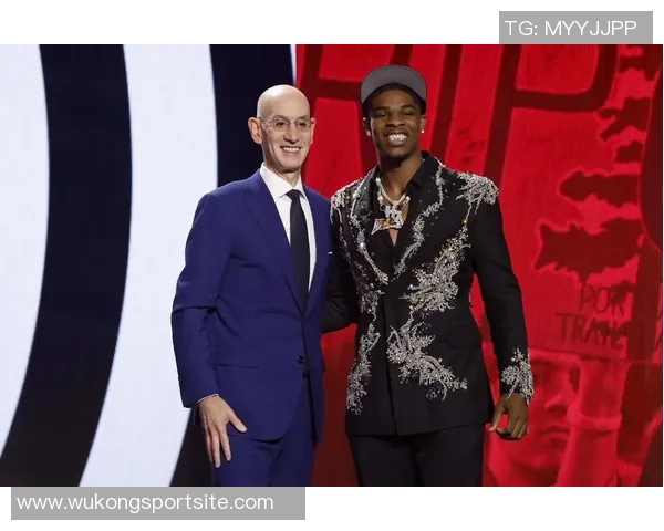 斯库特亨德森激励队友重返NCAA赛场三年发展联盟的成长之路