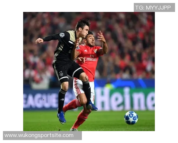 欧冠小组赛焦点对决本菲卡与阿贾克斯谁能打破0分尴尬局面 欧冠小组赛焦点对决本菲卡与阿贾克斯谁能打破0分尴尬局面