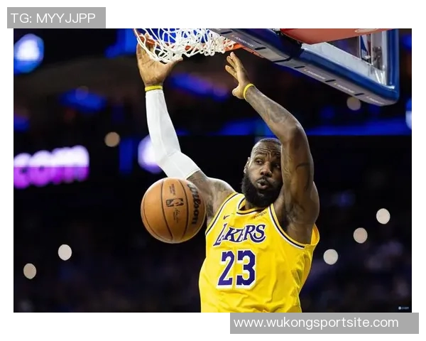 里夫斯称赞詹姆斯训练状态良好期待他强势回归球队