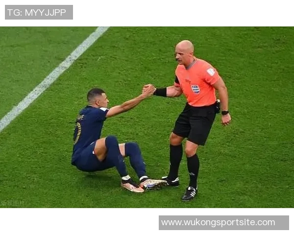 曼城对阵多特的裁判信息揭晓全波兰裁判组主裁马齐尼亚克执法 曼城对阵多特的裁判信息揭晓全波兰裁判组主裁马齐尼亚克执法